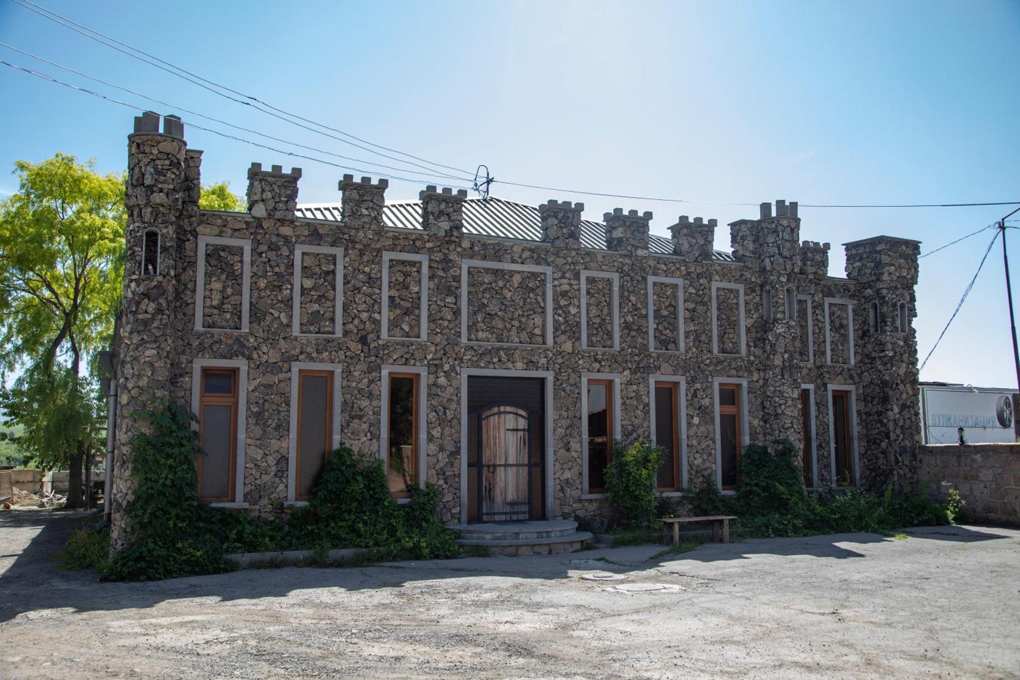 Fish Hotel Akhalkalaki المظهر الخارجي الصورة